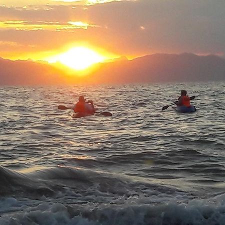 Atardecer Porteno Puntarenas Exterior foto